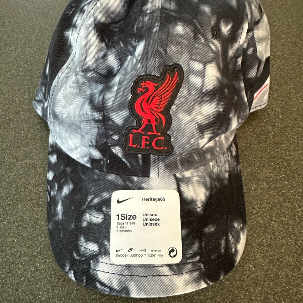 Nike Black and White Liverpool FC Cap